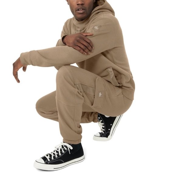 ALO Yoga Other - NEW ALO Yoga Highline Gravel Cargo Sweat Pants M